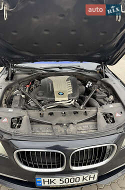 Седан BMW 7 Series 2012 в Рівному