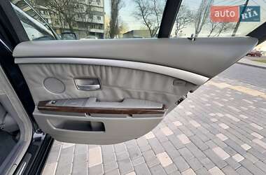 Седан BMW 7 Series 2004 в Одессе