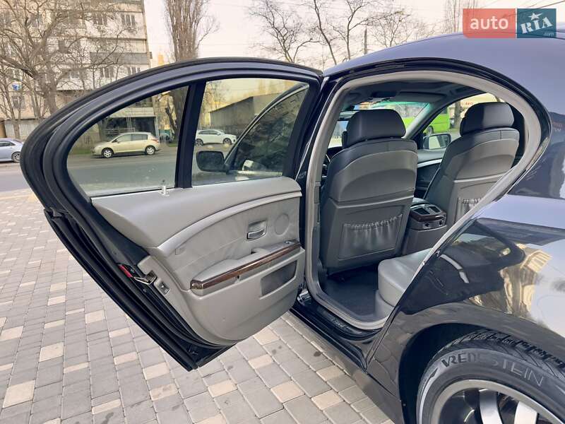 Седан BMW 7 Series 2003 в Одессе