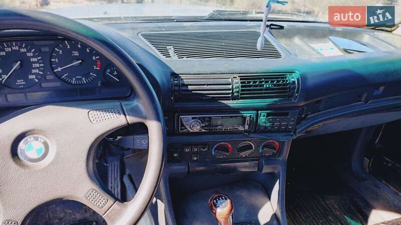 Седан BMW 7 Series 1987 в Верховине фото 6 Седан BMW 7 Series 1987 в Верховине
