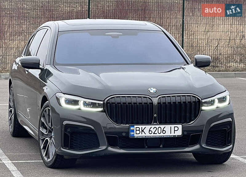 Седан BMW 7 Series 2020 в Ровно