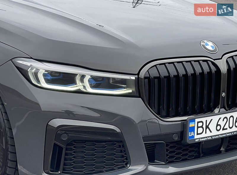 Седан BMW 7 Series 2020 в Ровно