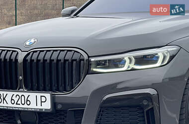 Седан BMW 7 Series 2020 в Рівному