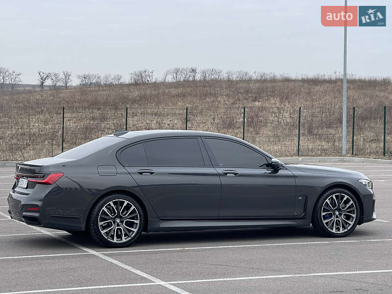 Седан BMW 7 Series 2020 в Ровно