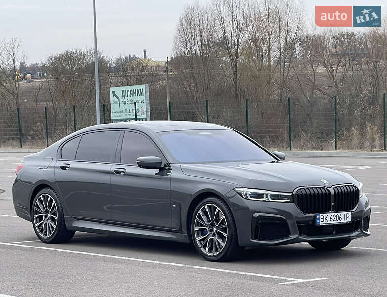 Седан BMW 7 Series 2020 в Ровно
