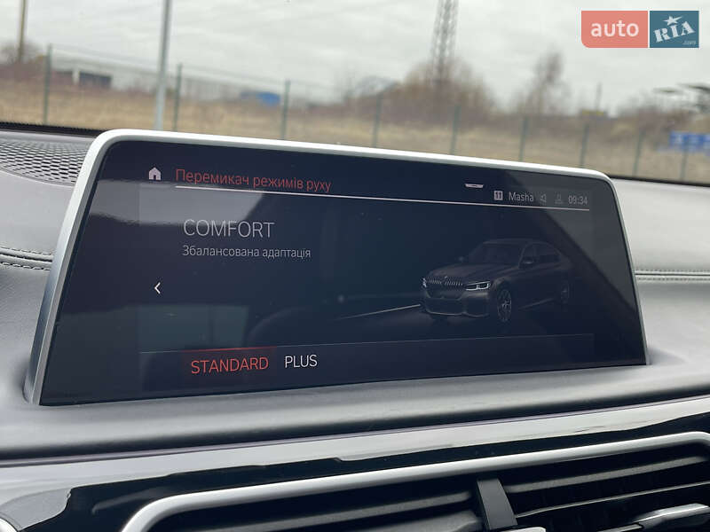 Седан BMW 7 Series 2020 в Ровно