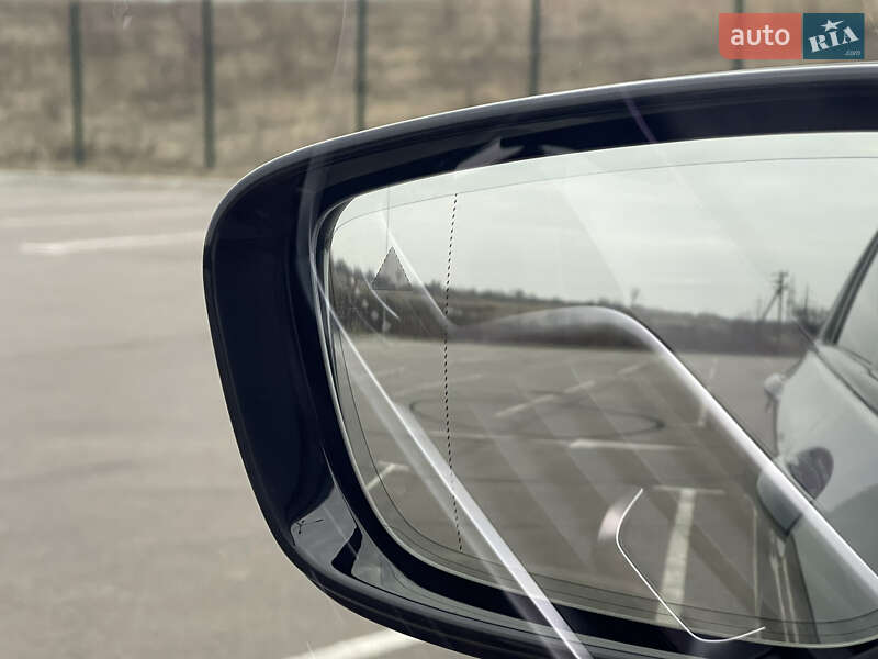 Седан BMW 7 Series 2020 в Ровно