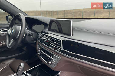 Седан BMW 7 Series 2020 в Рівному