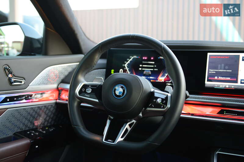 Седан BMW 7 Series 2023 в Мукачево