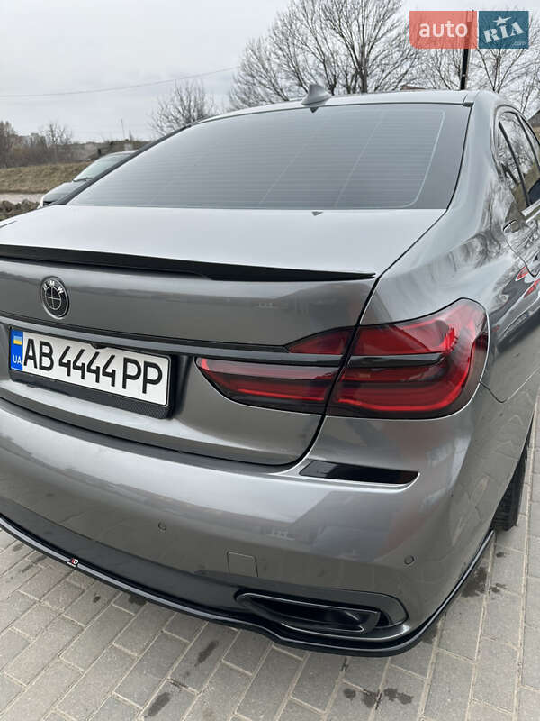 Седан BMW 7 Series 2018 в Киеве