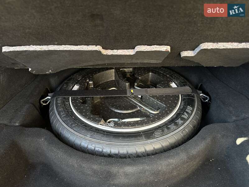 Седан BMW 7 Series 2016 в Києві фото 37 Седан BMW 7 Series 2016 в Києві