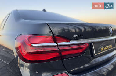 Седан BMW 7 Series 2016 в 