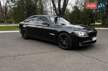 Седан BMW 7 Series 2011 в 