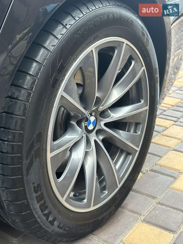 Седан BMW 7 Series 2014 в Николаеве фото 29 Седан BMW 7 Series 2014 в Николаеве