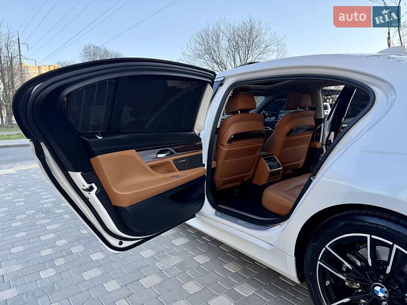 Седан BMW 7 Series 2017 в Одесі