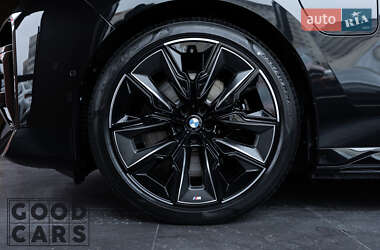 Седан BMW 7 Series 2024 в 