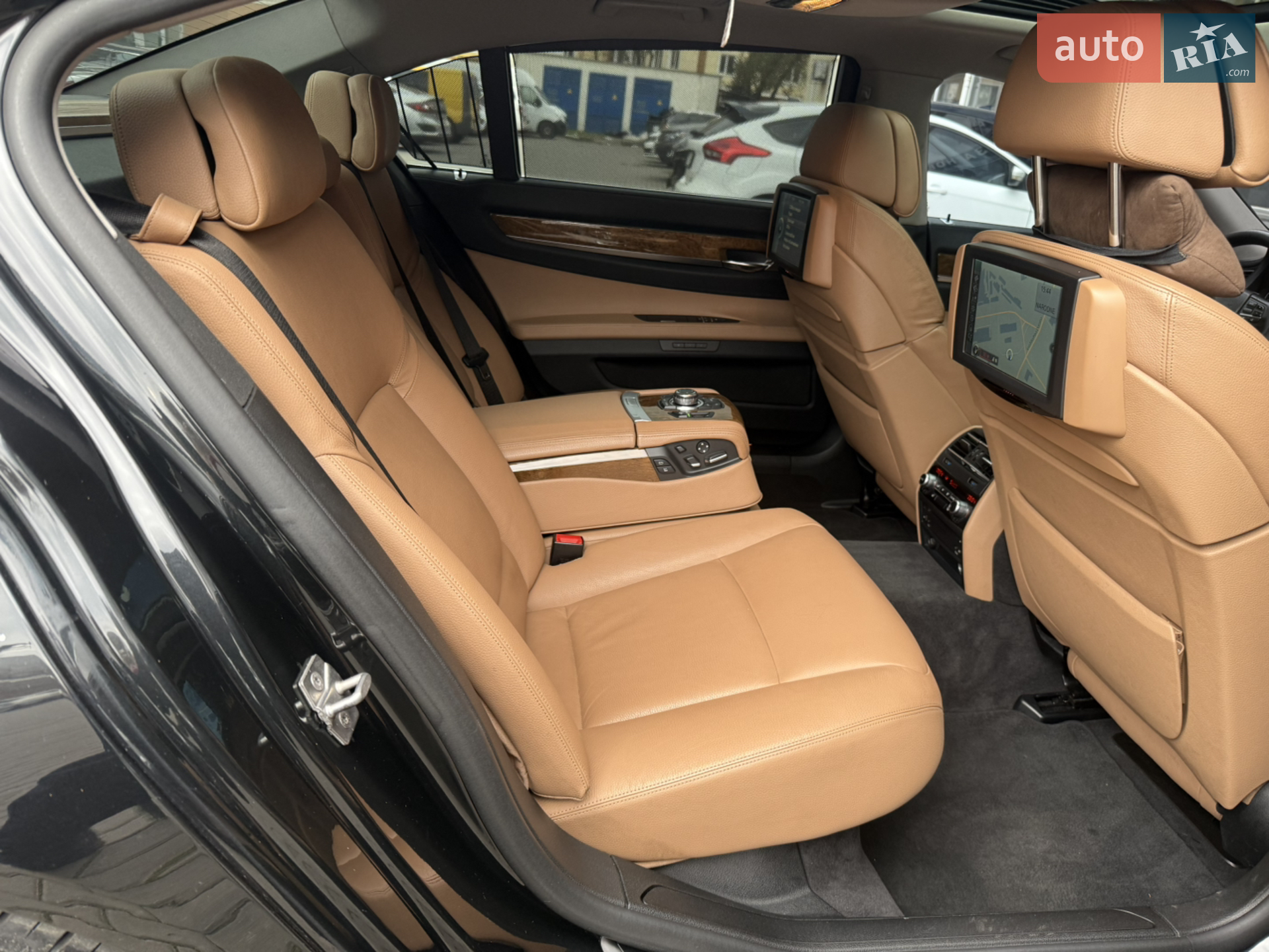 2011 BMW 7er - мініатюра 29