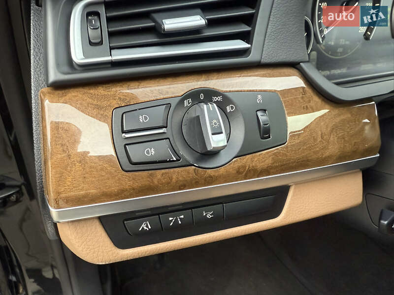 Седан BMW 7 Series 2012 в Одесі