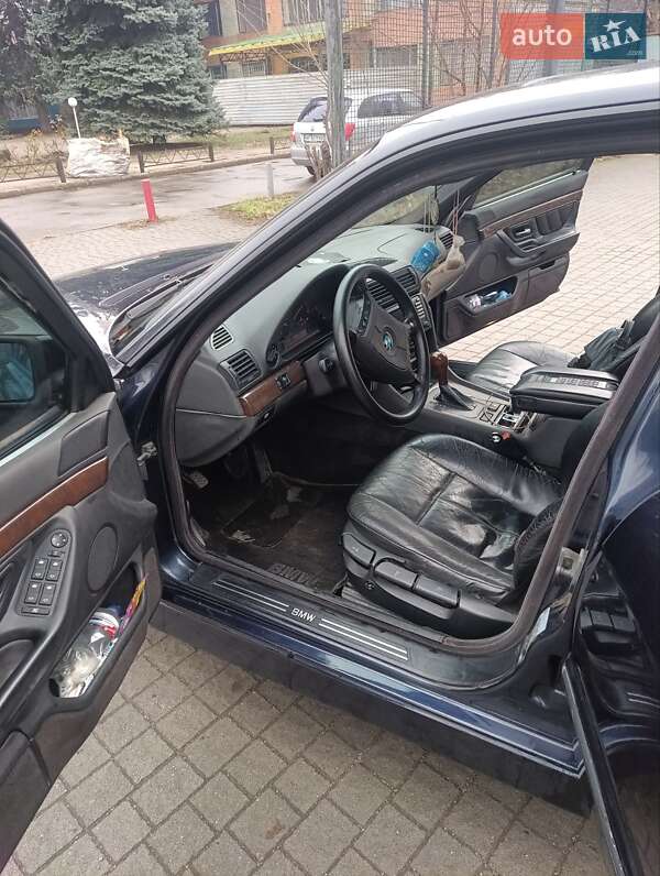 Седан BMW 7 Series 1998 в Запоріжжі