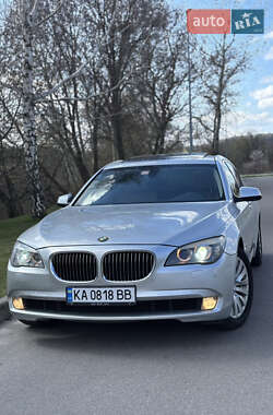 Седан BMW 7 Series 2010 в 