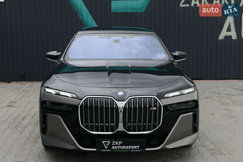 Седан BMW 7 Series 2024 в Мукачево