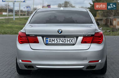 Седан BMW 7 Series 2010 в 
