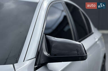 Седан BMW 7 Series 2010 в 