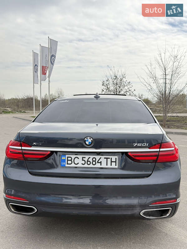 Седан BMW 7 Series 2016 в Киеве