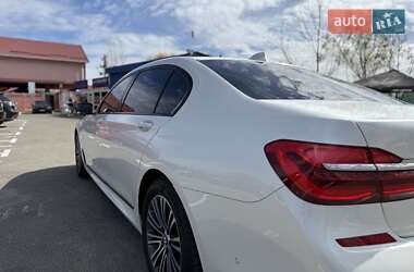 Седан BMW 7 Series 2018 в 