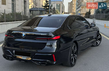 Седан BMW 7 Series 2023 в 