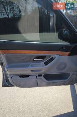 Седан BMW 7 Series 1995 в 
