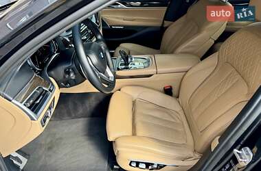 Седан BMW 7 Series 2017 в 