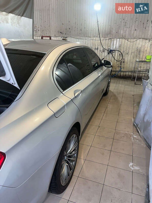 Седан BMW 7 Series 2011 в Киеве фото 2 Седан BMW 7 Series 2011 в Киеве