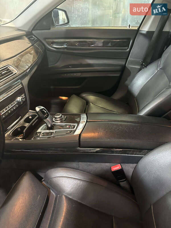 Седан BMW 7 Series 2011 в Киеве фото 9 Седан BMW 7 Series 2011 в Киеве