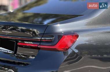 Седан BMW 7 Series 2022 в 