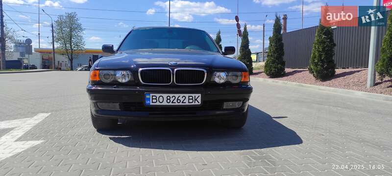 Седан BMW 7 Series 2001 в Тернополі