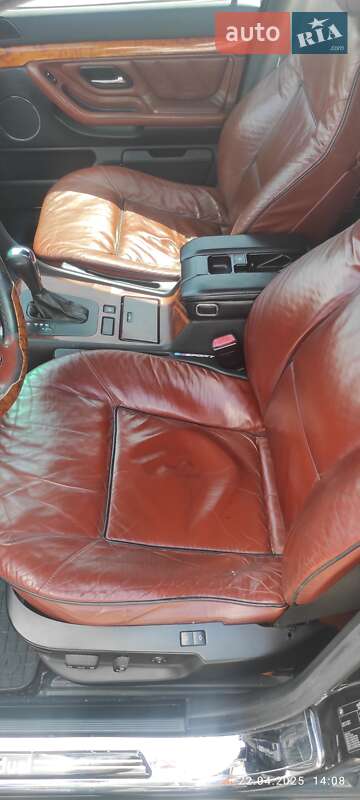 Седан BMW 7 Series 2001 в Тернополі