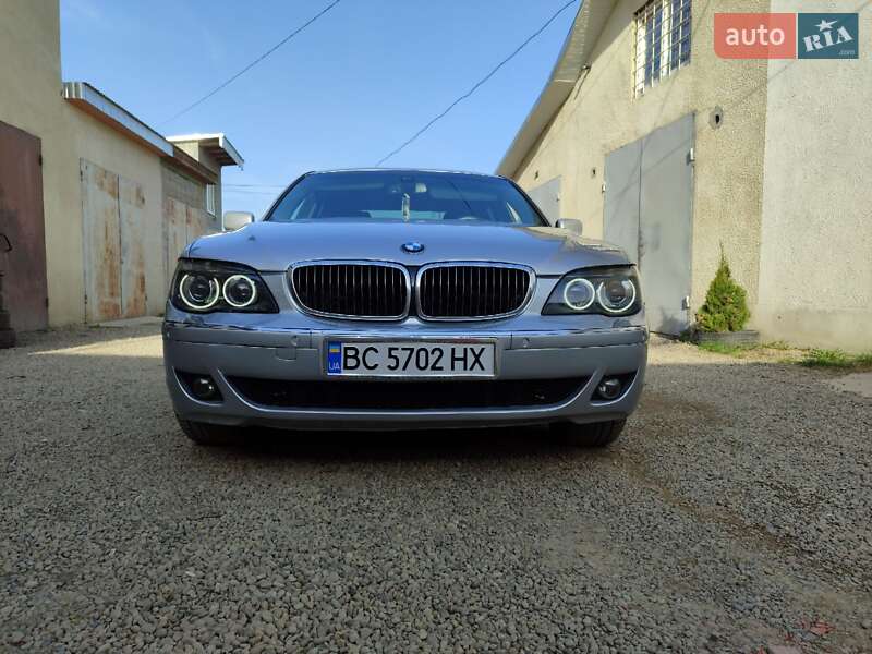 Седан BMW 7 Series 2007 в Самборі