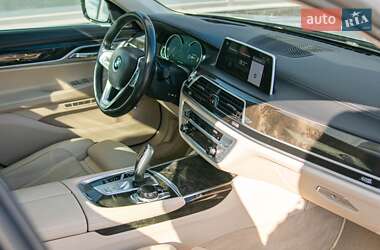 Седан BMW 7 Series 2017 в 