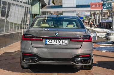 Седан BMW 7 Series 2017 в 