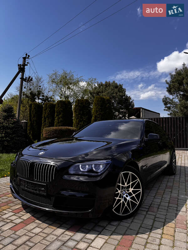 Седан BMW 7 Series 2009 в 