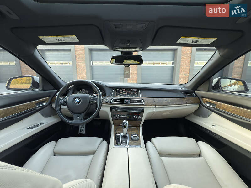Седан BMW 7 Series 2013 в Черновцах