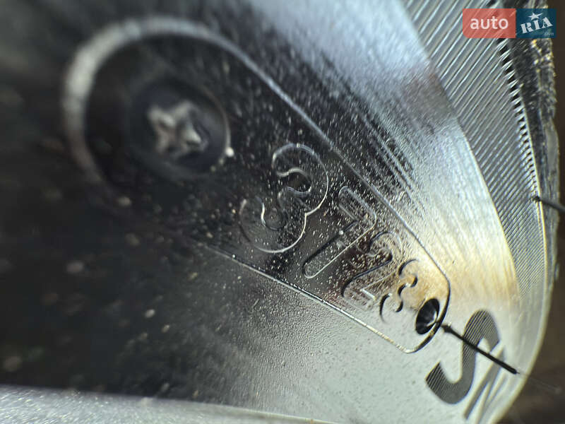 Седан BMW 7 Series 2013 в Черновцах