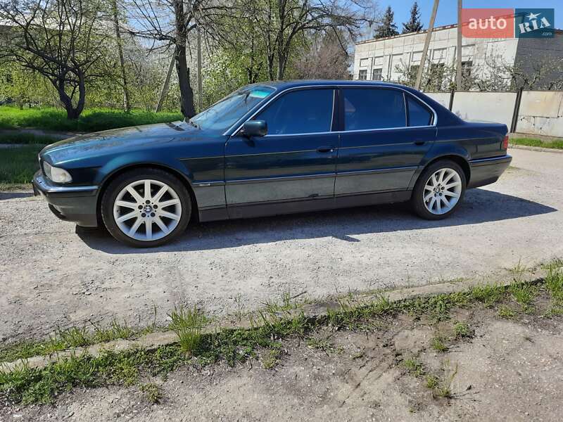 Седан BMW 7 Series 1998 в Запорожье