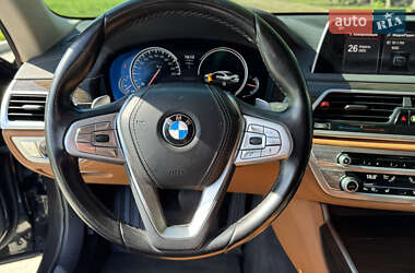 Седан BMW 7 Series 2018 в 