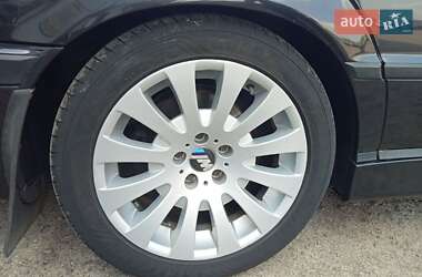 Седан BMW 7 Series 2001 в 