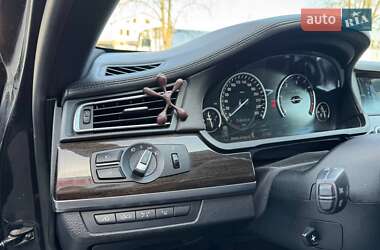 Седан BMW 7 Series 2009 в 