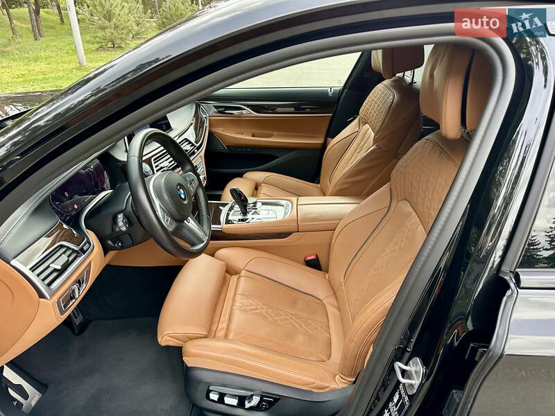 Седан BMW 7 Series 2022 в Києві