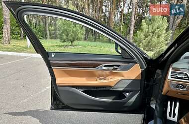 Седан BMW 7 Series 2022 в 