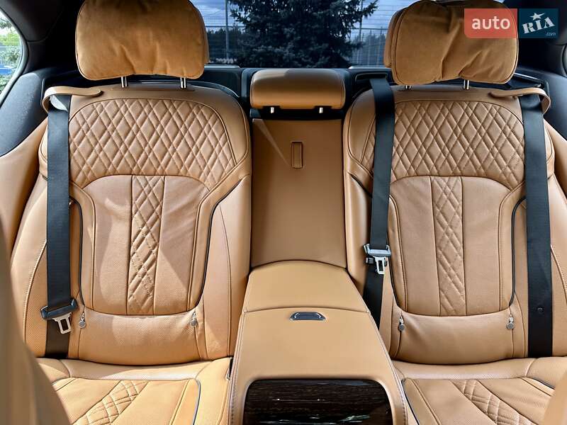 Седан BMW 7 Series 2022 в Києві